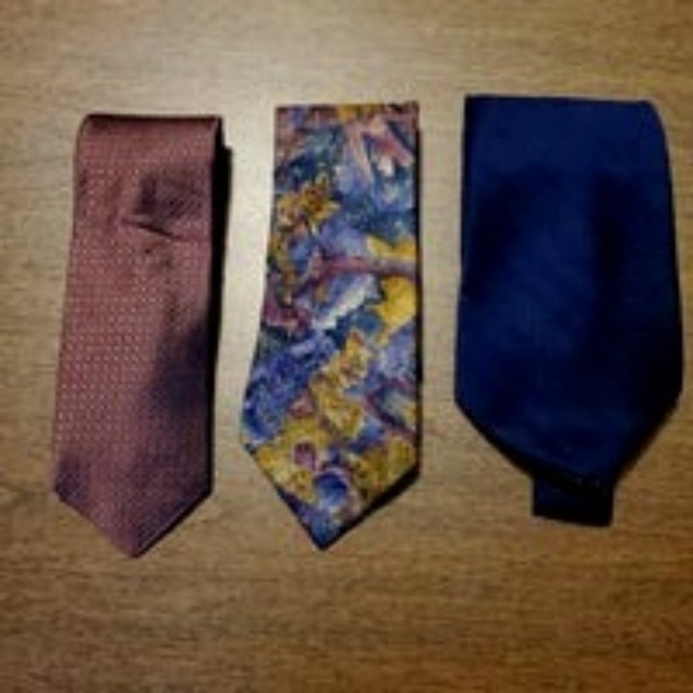 3 neckties - Pronto Uomo; Geoffrey Beene; Towncraft